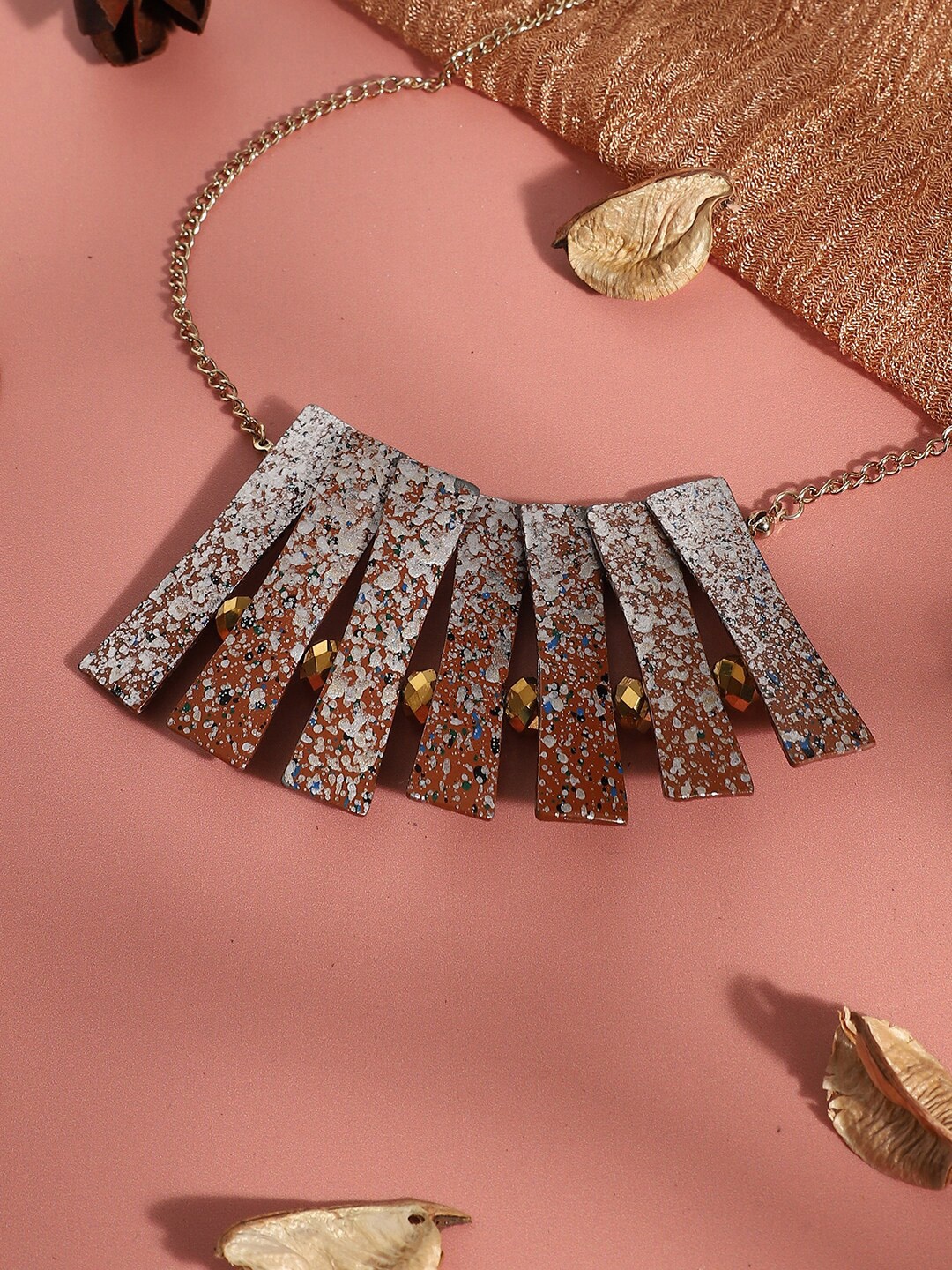

SOHI Gold-Plated Statement Necklace
