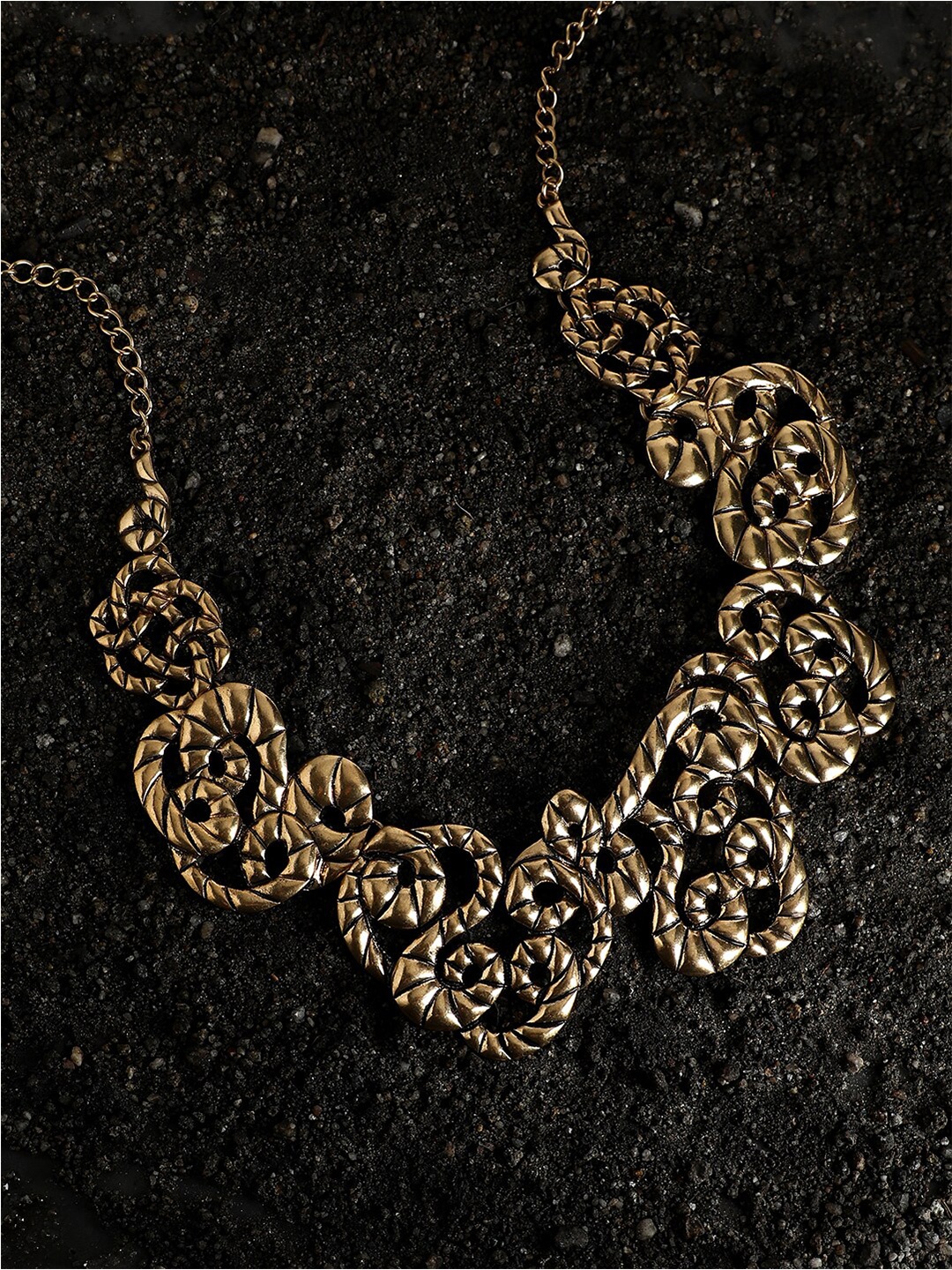 

SOHI Gold-Plated Statement Necklace