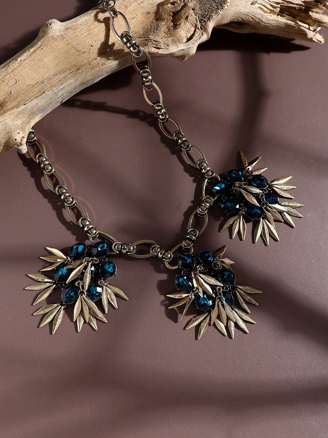 

SOHI Gold-Plated Statement Necklace