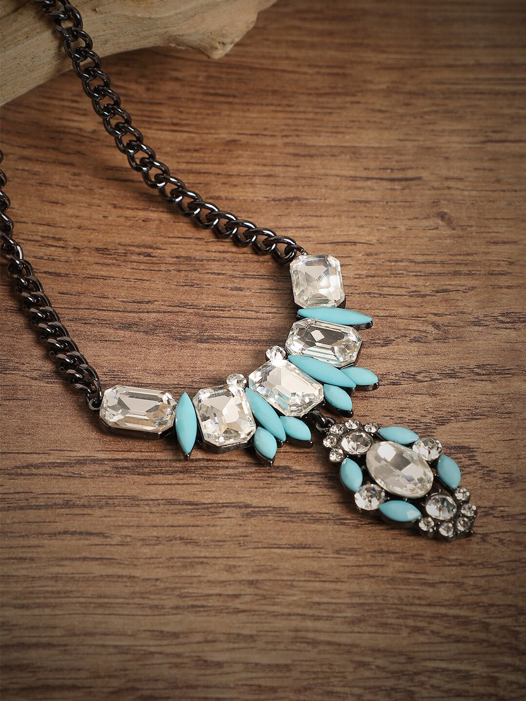 

SOHI Silver-Plated Stone-Studded Necklace