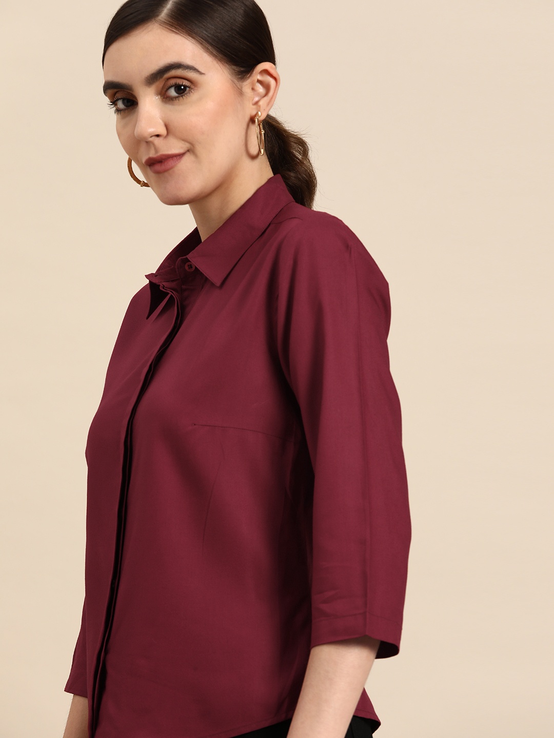 

DENNISON Women Maroon Smart Slim Fit Opaque Casual Shirt