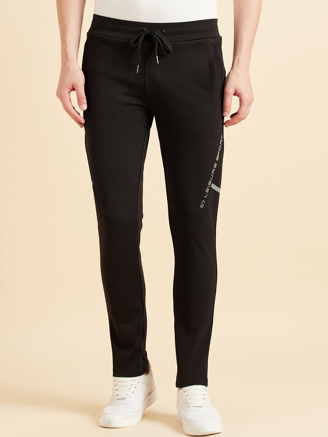

Sweet Dreams Men Mid-Rise Knitted Track Pants With Minimal Typography Print Detail, Black
