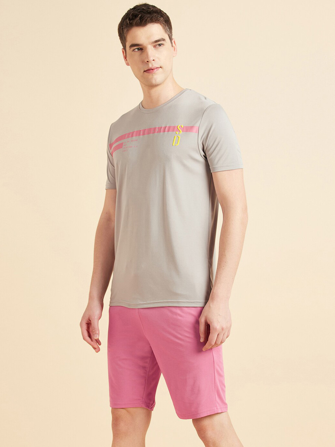 

Sweet Dreams Silver-Toned & Pink Typography Printed Night Suit