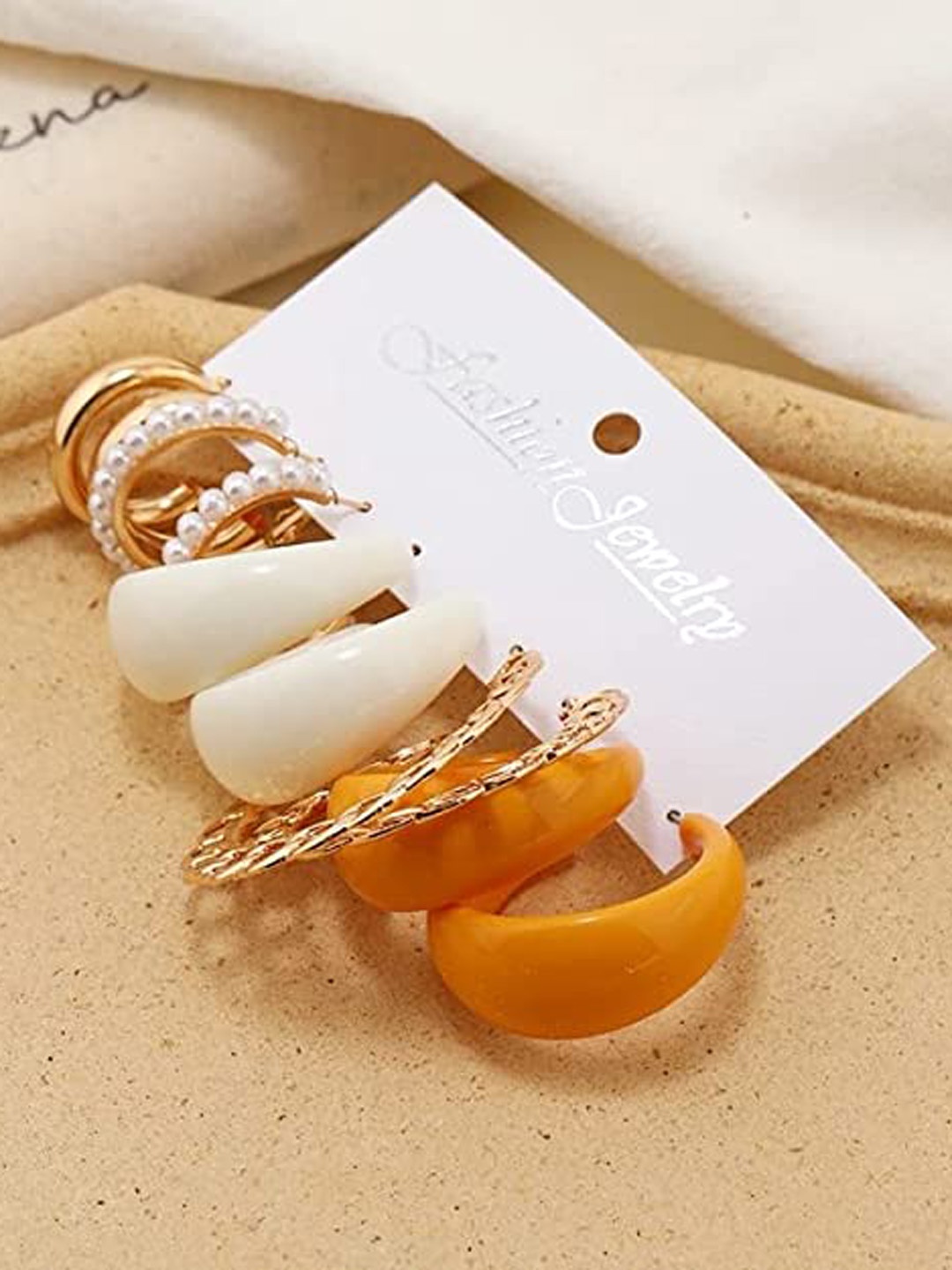 

VIEN Gold-Toned Contemporary Hoop Earrings
