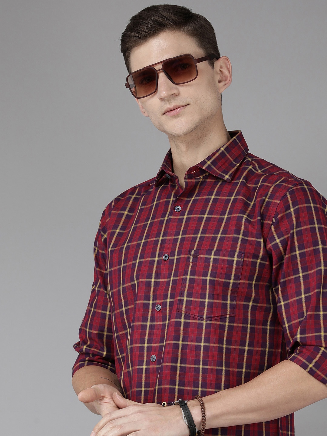 

Park Avenue Men Pure Cotton Slim Fit Checked Casual Shirt, Red