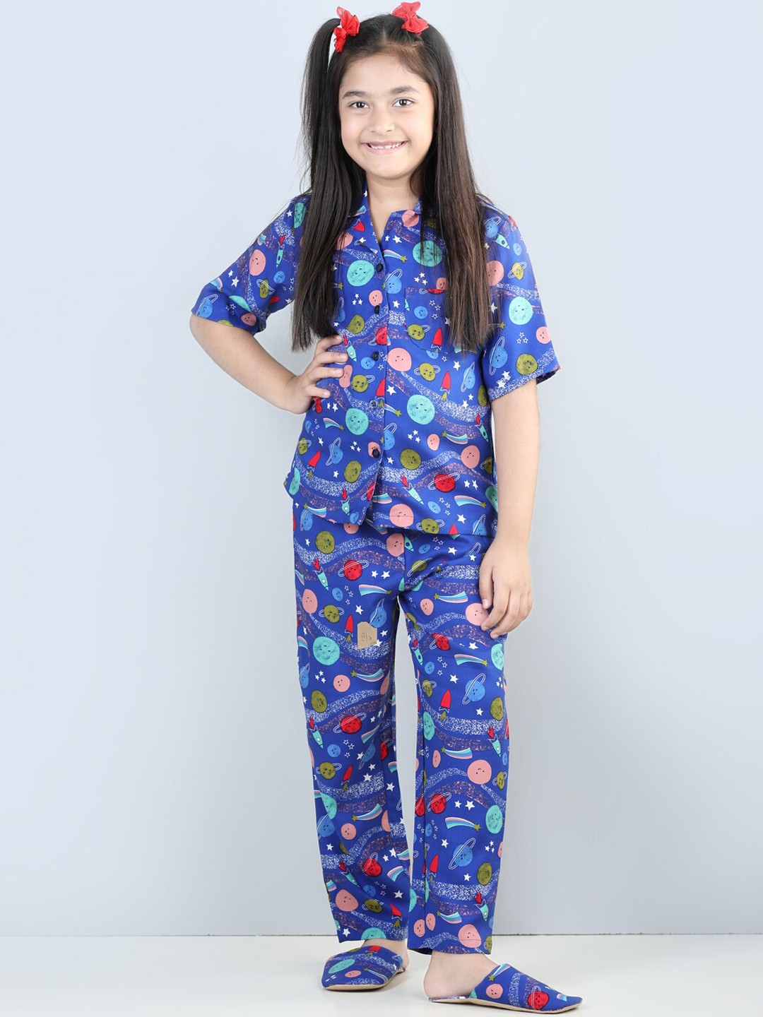 

PICCOLO Girls Conversational Printed Pure Cotton Night Suit, Blue