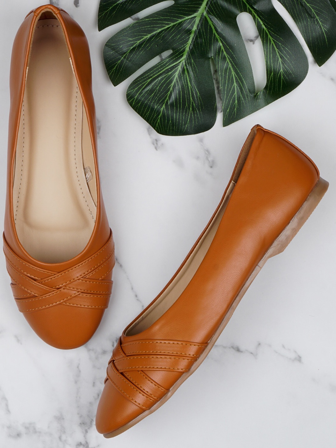 

Anna Claire Round Toe Ballerinas, Tan