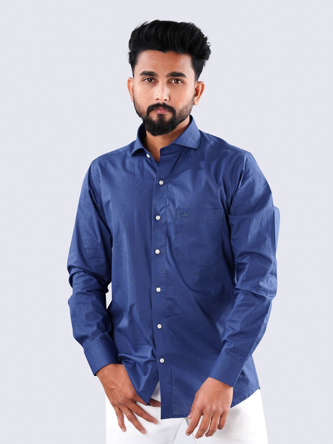 

FRENCH CROWN Standard Fit Vertical Striped Twill Pure Cotton Casual Shirt, Blue