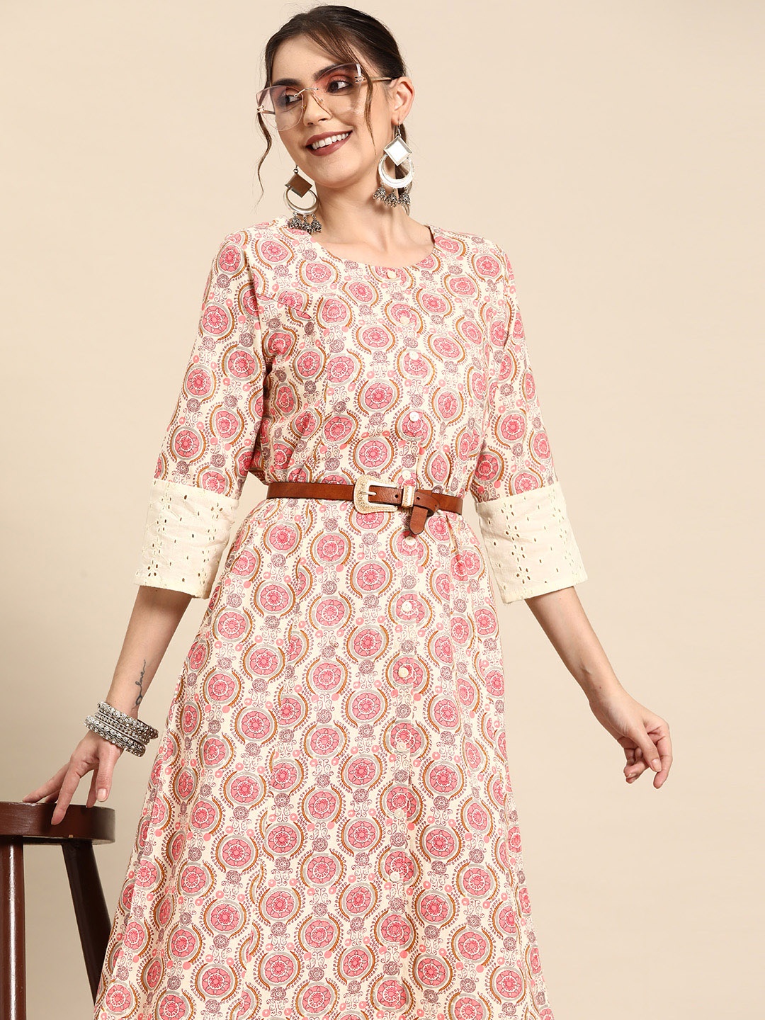 

Sangria Women Ethnic Motifs Printed Cotton Kurta, Beige