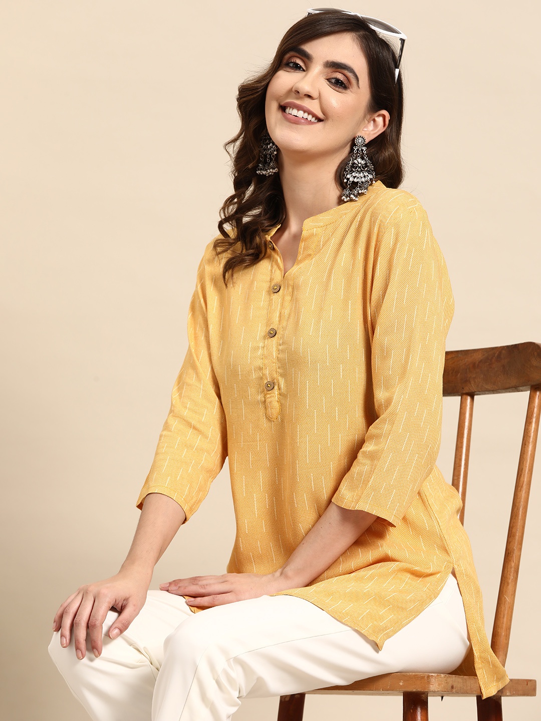 

Sangria Geometric Printed Kurti, Yellow
