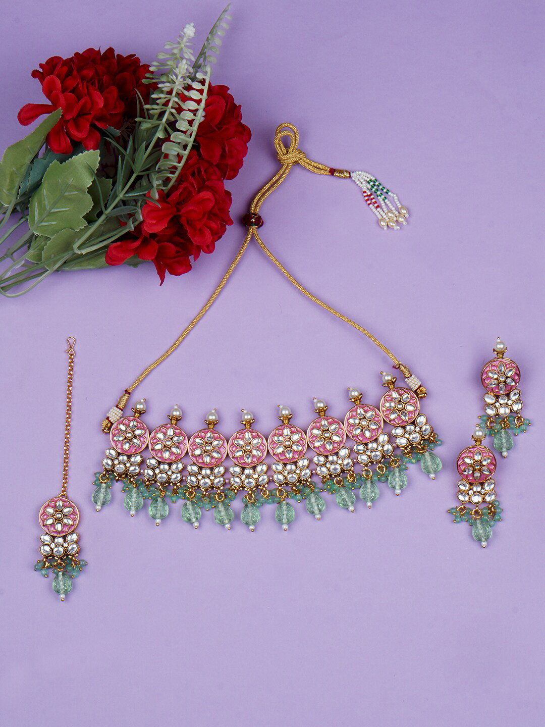 

Matushri Art Gold-Plated Kundan Choker Necklace & Earrings With Maang Tika