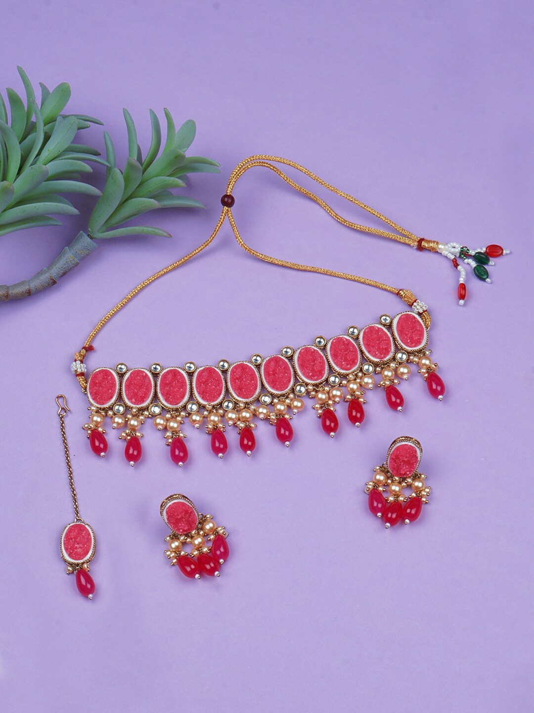 

Matushri Art Gold-Plated Kundan Necklace & Earrings With Maang Tika