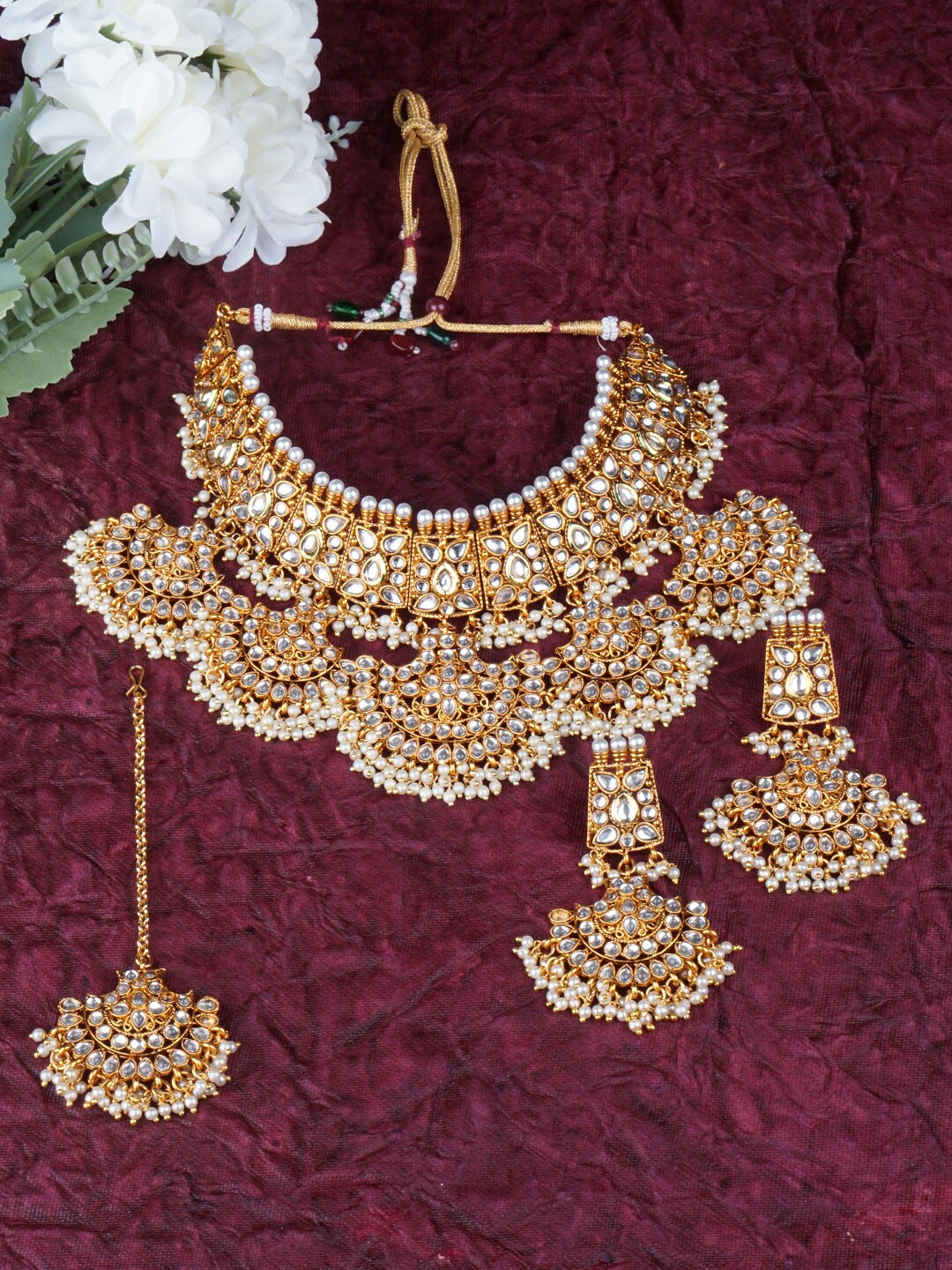 

Matushri Art Gold-Plated Kundan Choker Necklace Set