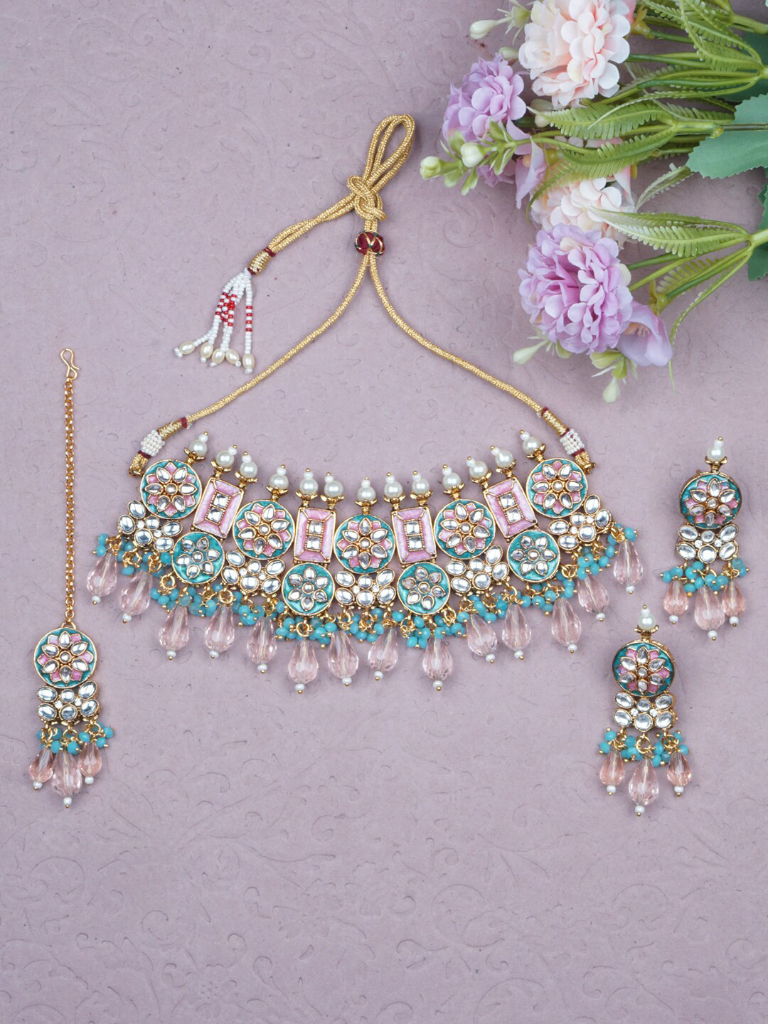 

Matushri Art Gold-Plated Kundan Choker Necklace & Earrings With Maang Tika