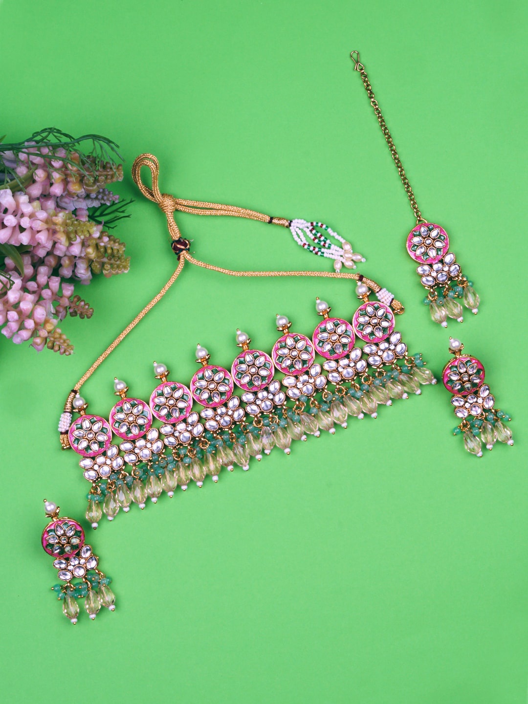 

Matushri Art Gold-Plated Kundan Choker Necklace & Earrings With Maang Tika