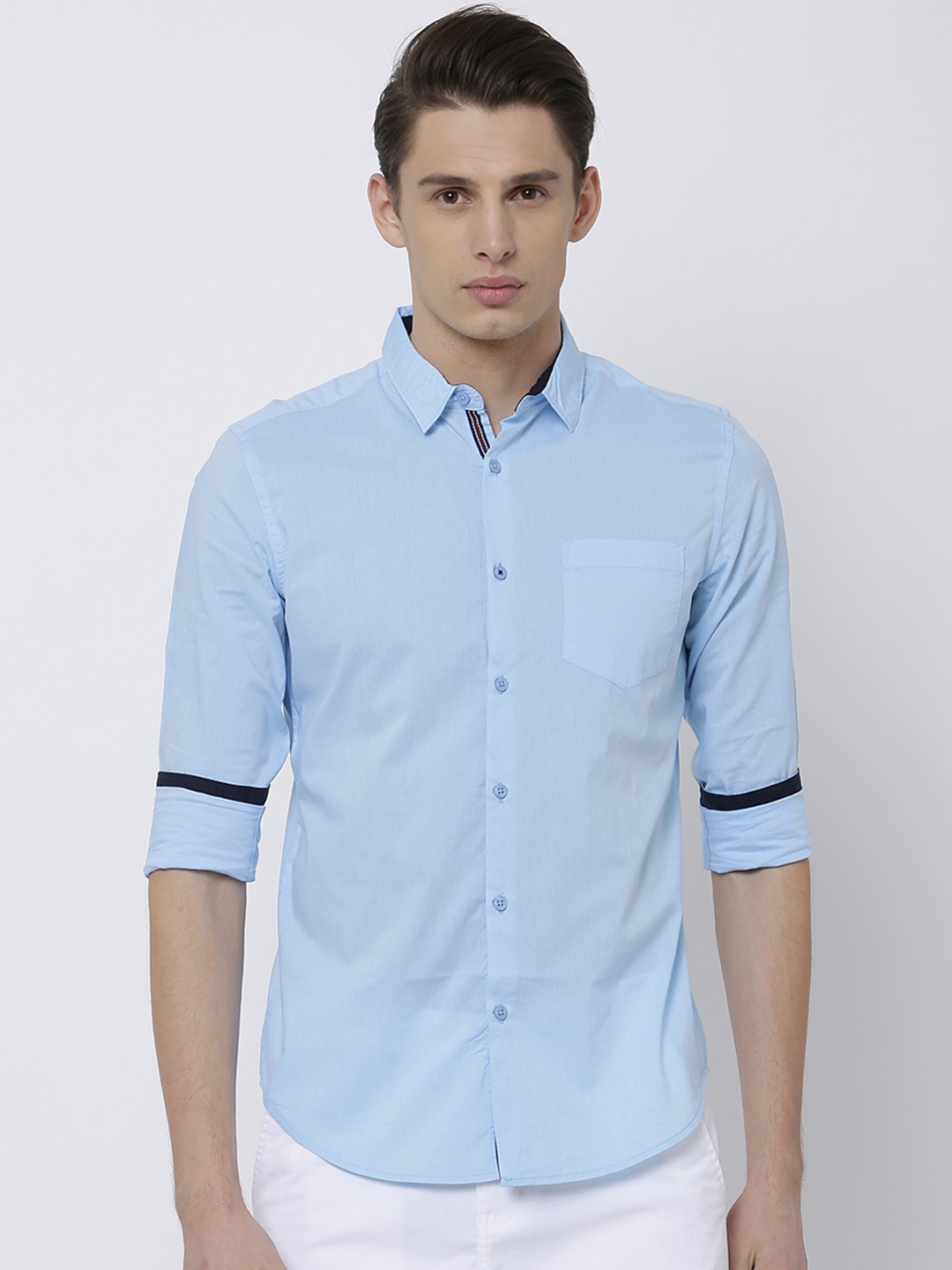 

Black coffee Men Blue Slim Fit Solid Casual Shirt