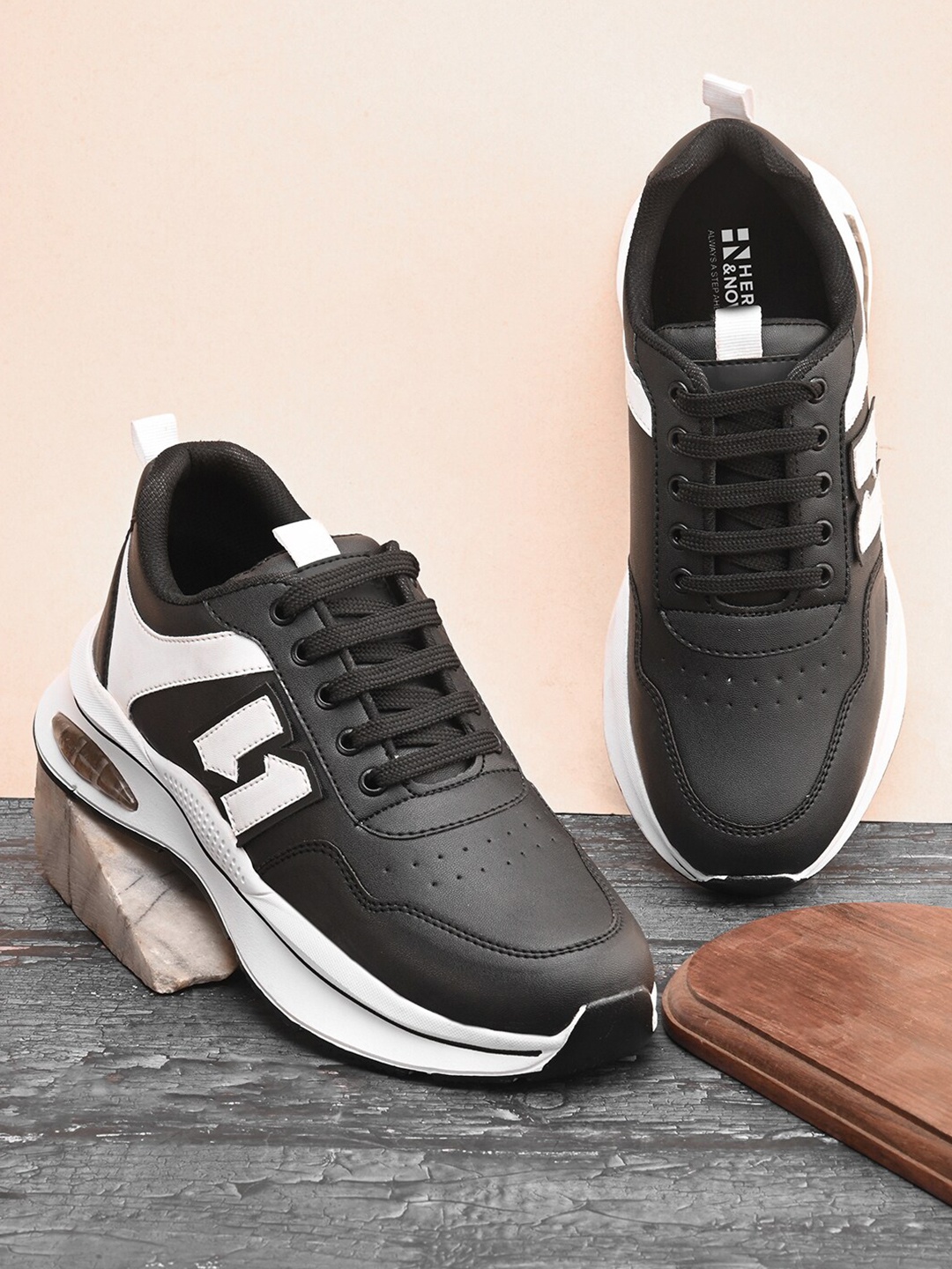 

HERE&NOW Men Black & White All-Rounder Non-Marking Walking Shoes