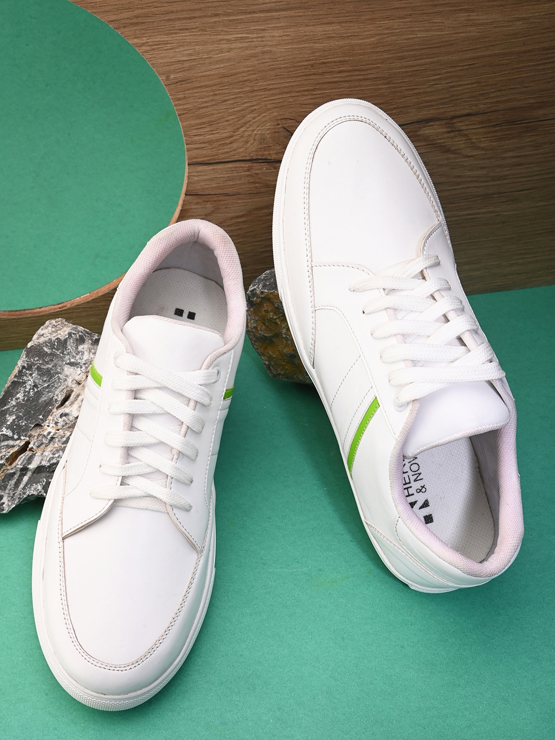 

HERE&NOW Men White And Green Comfort Insole Sneakers