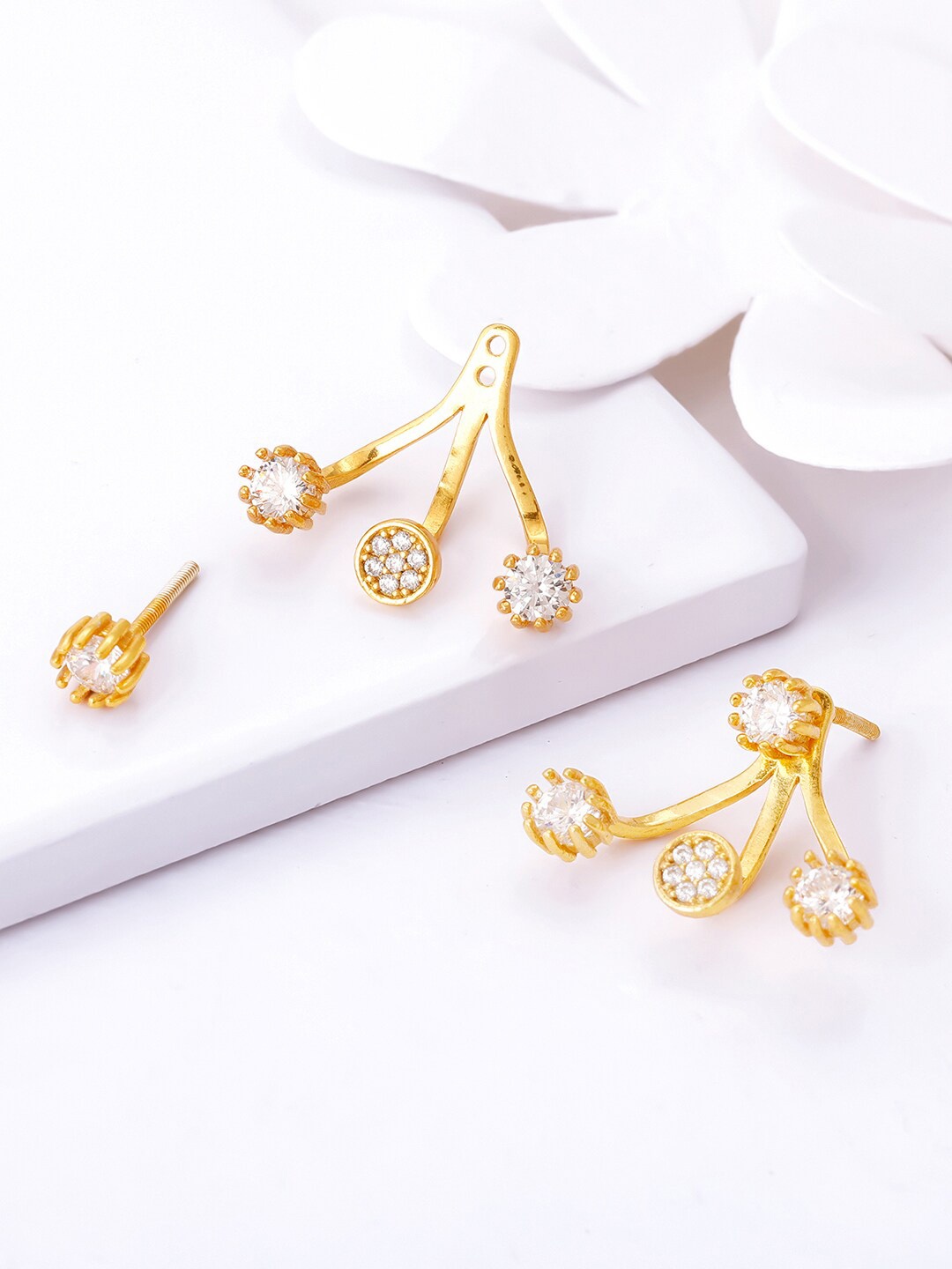 

GIVA 9.25 Sterling Silver Gold-Plated Contemporary Studs Earrings