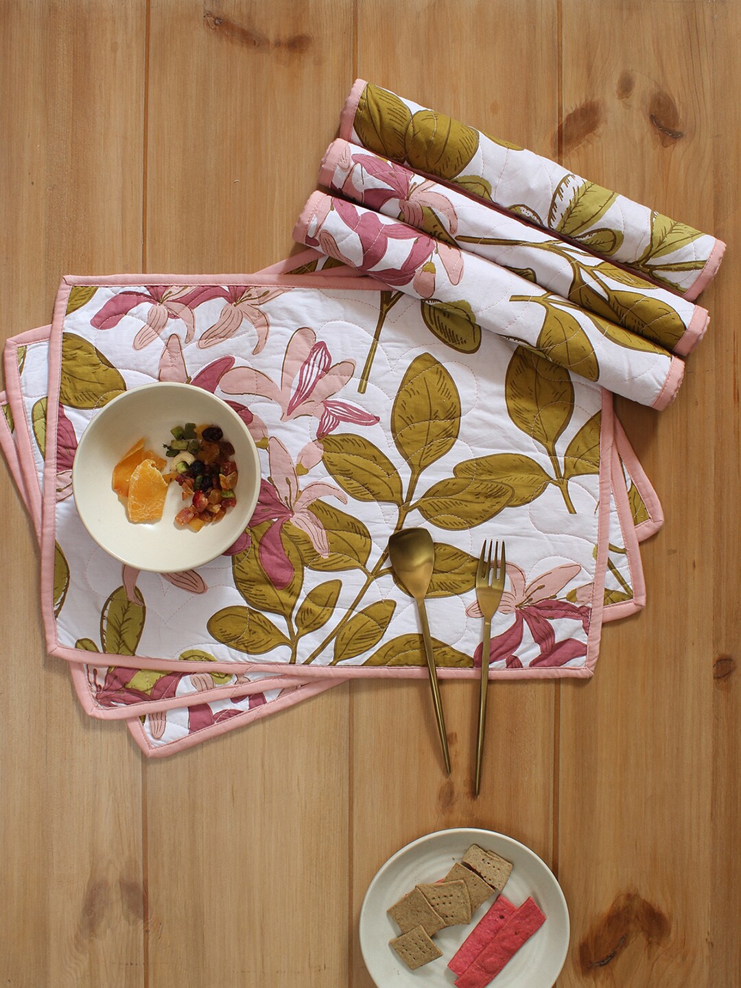 

House This White & Pink 6-Pieces Printed Table Placemats