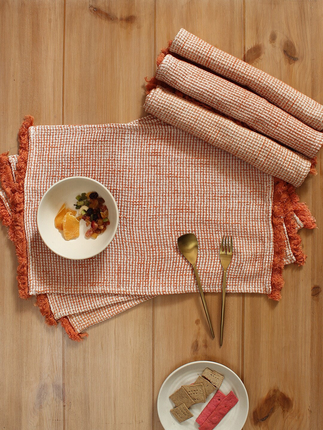 

House This 6-Pieces Rust Red Woven Design Table Placemats