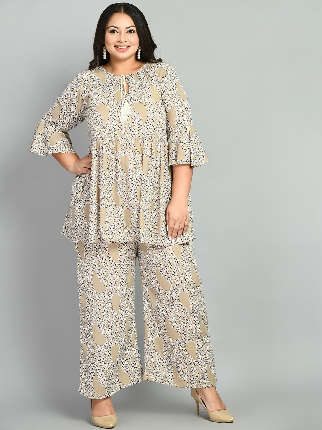 

PrettyPlus by Desinoor.com Plus Size Paisley Printed A-Line Ethnic Tunic with Palazzos, Beige