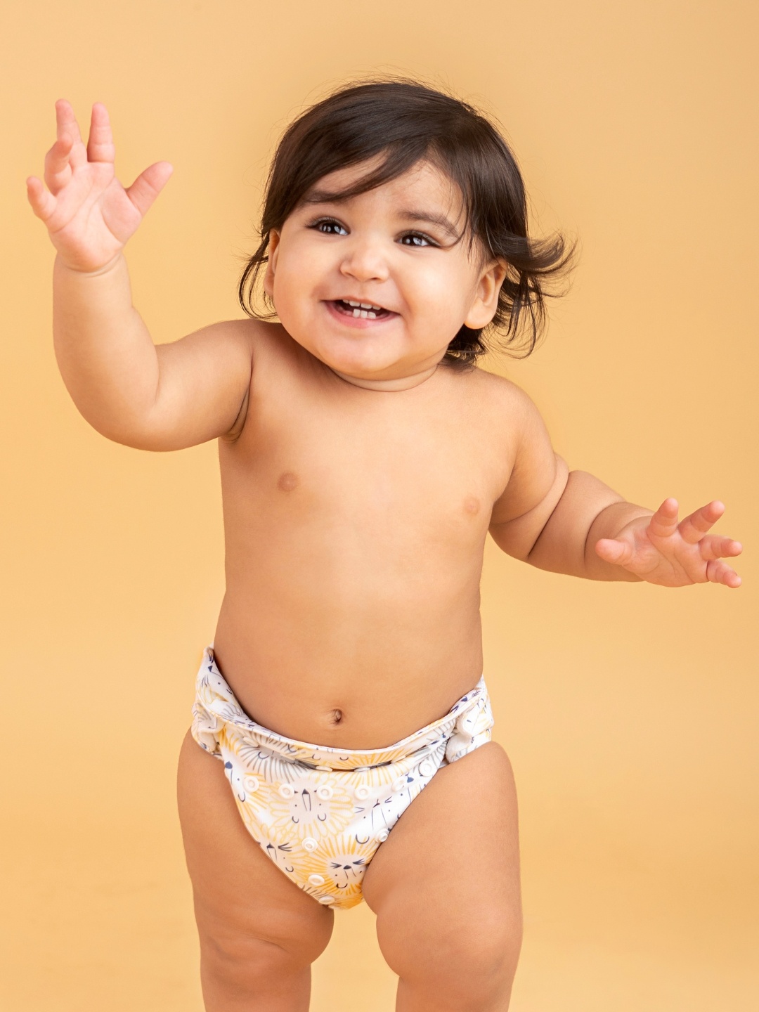 

haus & kinder Infants Roarsome Reusable Cloth Diaper With Cotton Insert & Booster Pads, Yellow