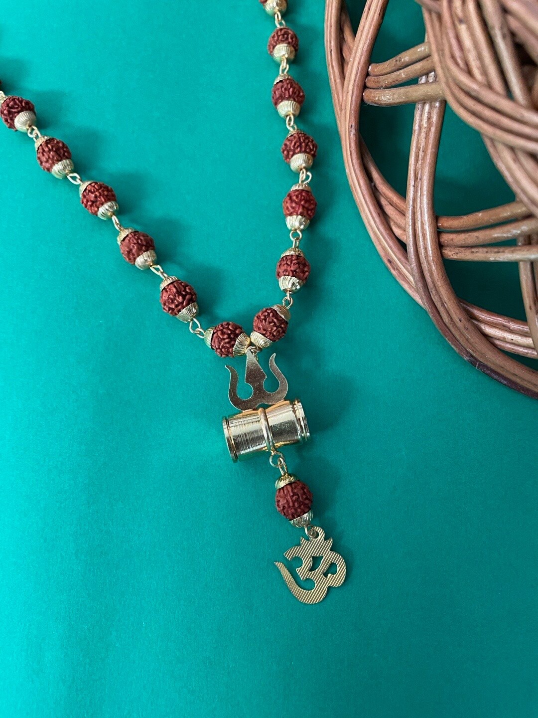 

Digital Dress Room Men Gold-Plated Rudraksha Chain