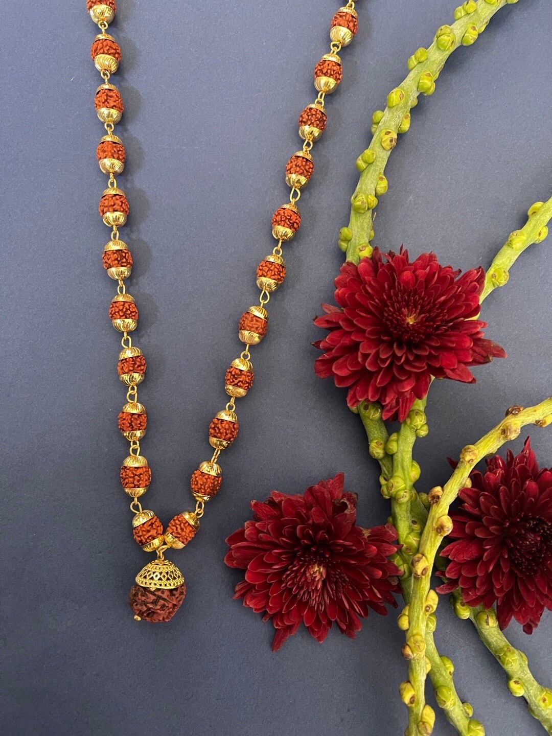 

Digital Dress Room Men Gold-Plated Rudraksha Necklace
