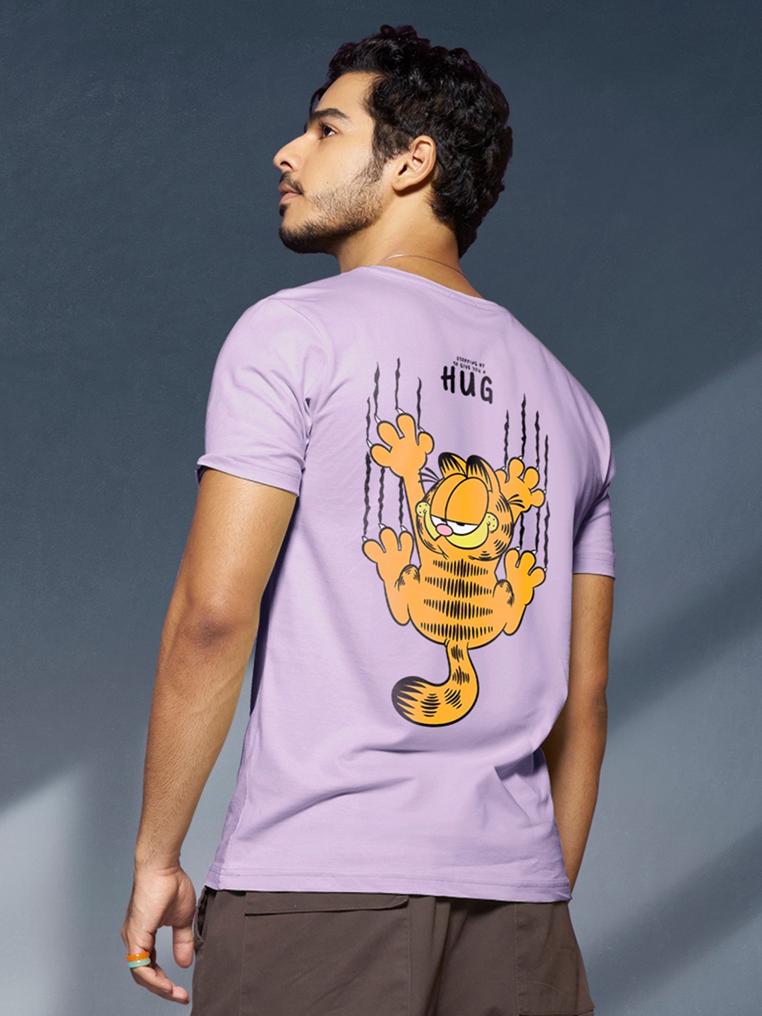 

Bewakoof X Garfield Printed Round Neck Cotton T-Shirt, Lavender