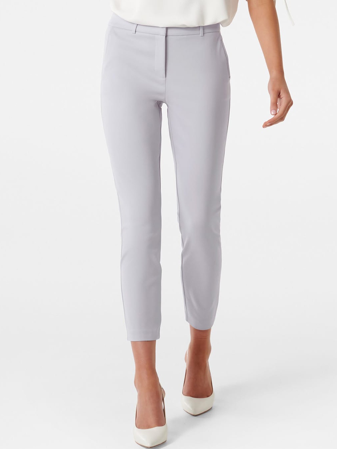 

Forever New Women Slim Fit Regular Trousers, Lavender