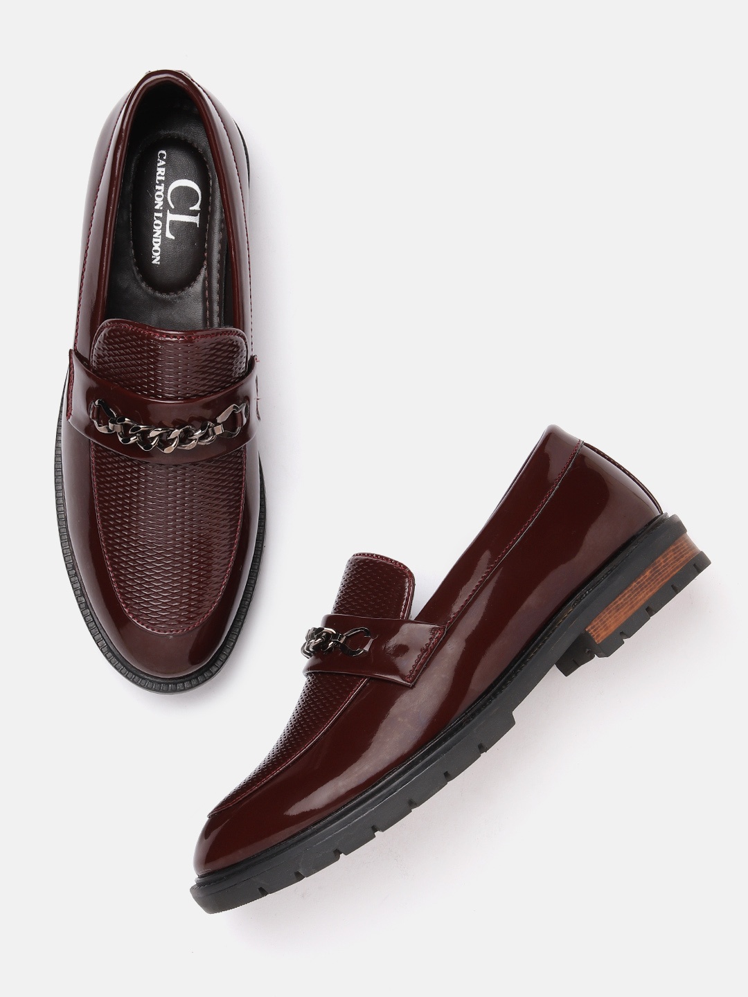 

Carlton London Men Textured Smart Casual Loafers With Chain Detail, Maroon