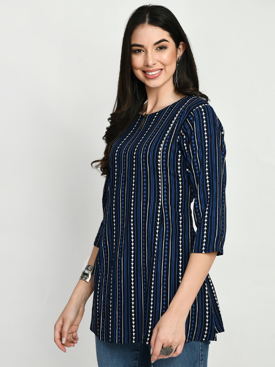 

Shiv Textiles Printed Round Neck Kurti, Black