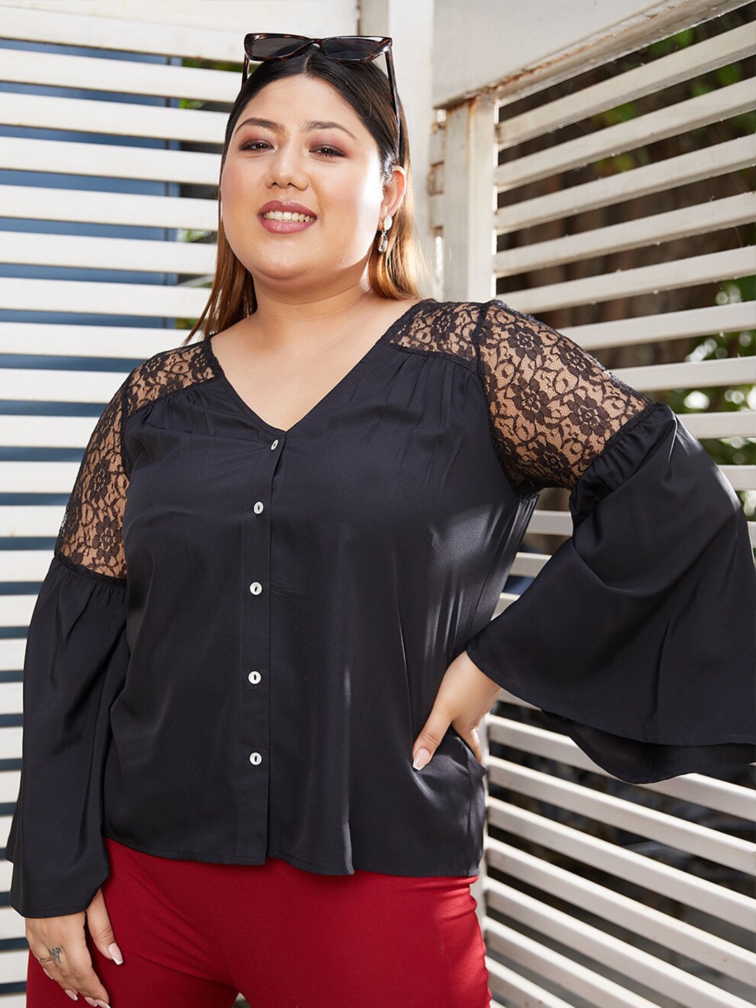 

CURVE BY KASSUALLY Black Plus Size V-Neck Bell Sleeve Lace Detailed Top