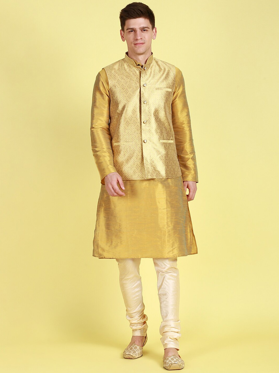 

Sanwara Mandarin Collar Straight Kurta with Churidar & Nehru Jacket, Gold