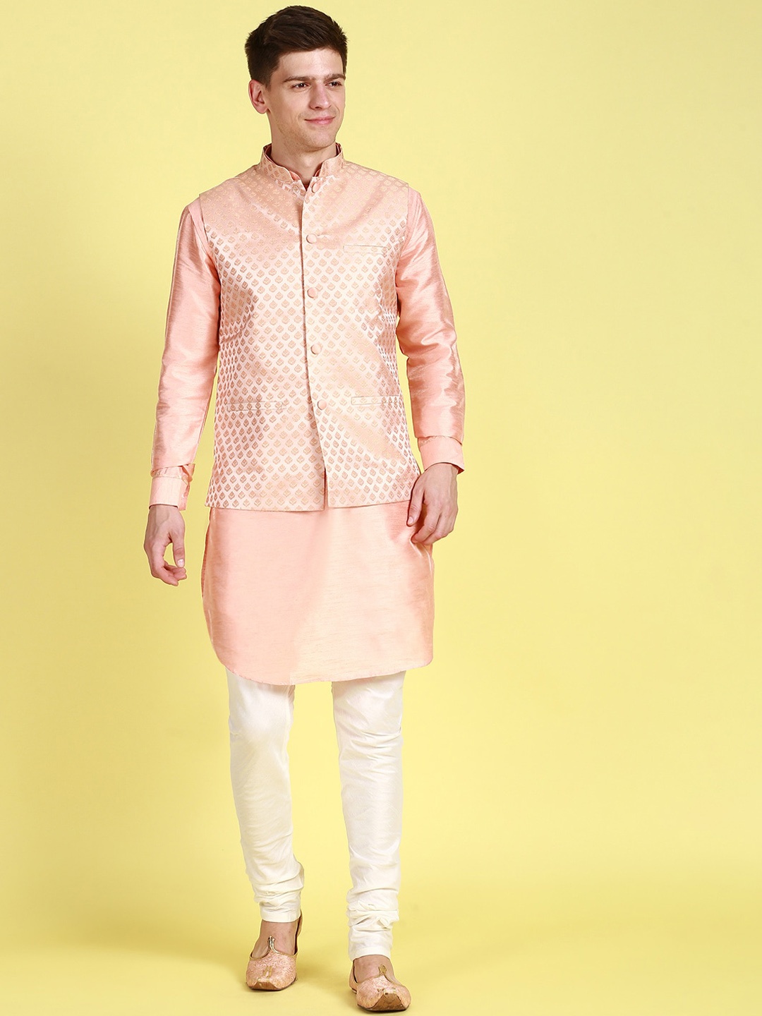 

Sanwara Mandarin Collar Straight Kurta with Churidar & Nehru Jacket, Pink