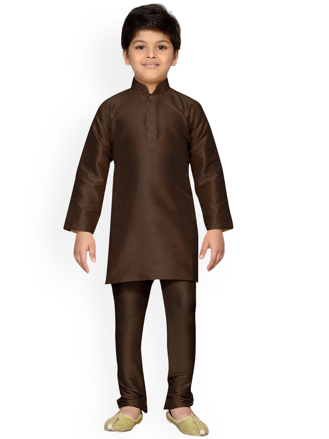 

Aj DEZInES Boys Mandarin Collar Raw Silk Kurta with Pyjamas, Brown