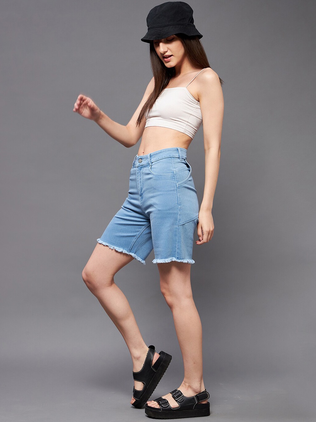 

Miss Chase Women Blue Mid-Rise Frayed Denim Shorts