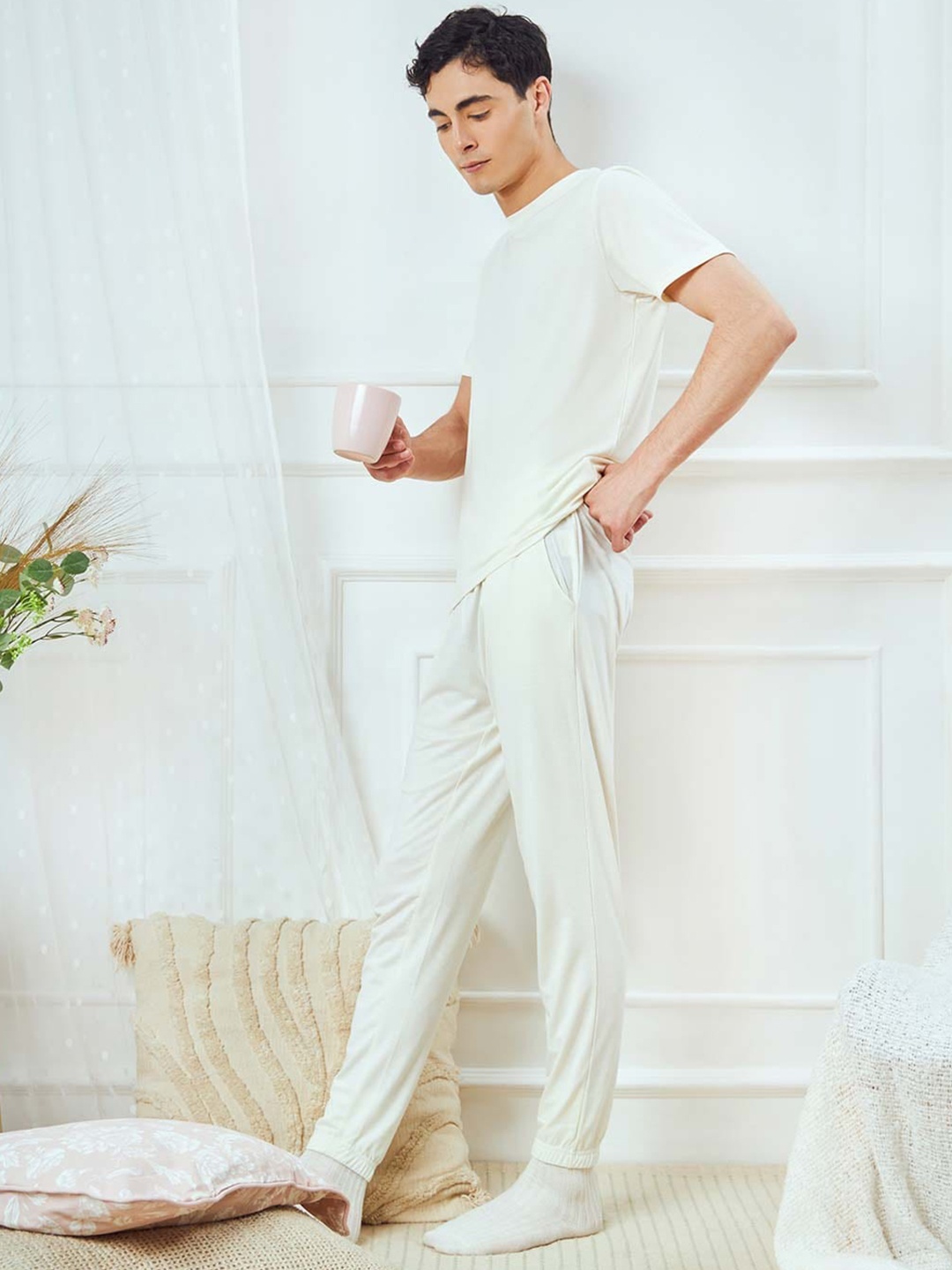 

NOBERO Men Round Neck T-shirt With Joggers Night Suit, Cream