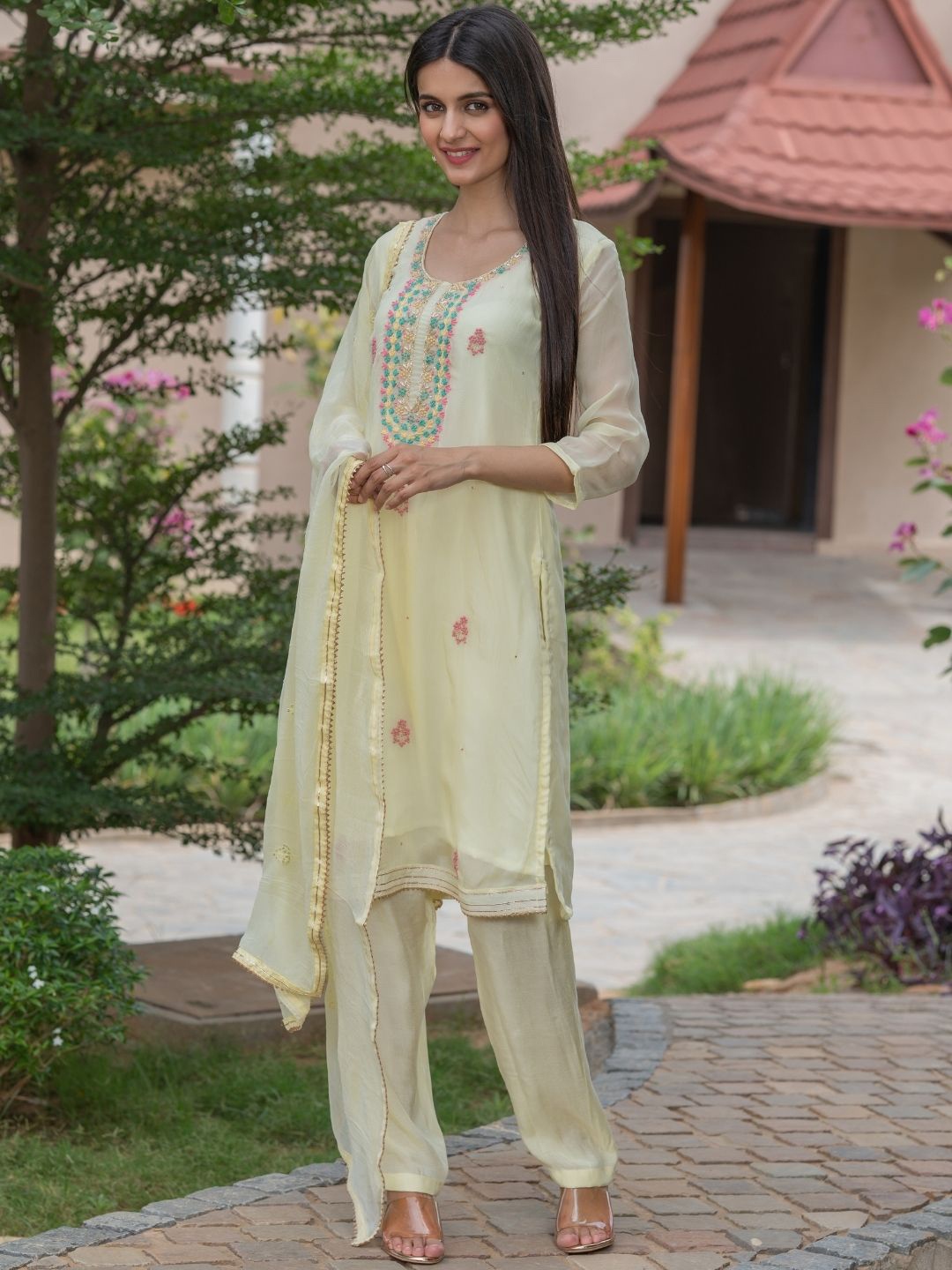 

HOUSE OF JAMOTI Floral Embroidered Pure Silk Kurta With Trousers & Dupatta, Yellow