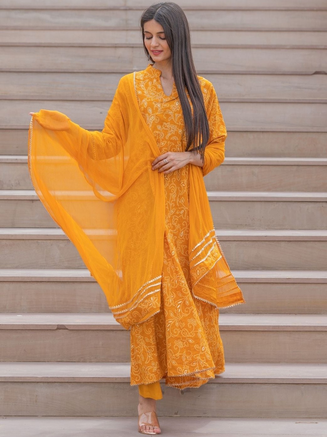 

HOUSE OF JAMOTI Bandhani Printed Pure Cotton Kurta With Trousers & Dupatta, Yellow