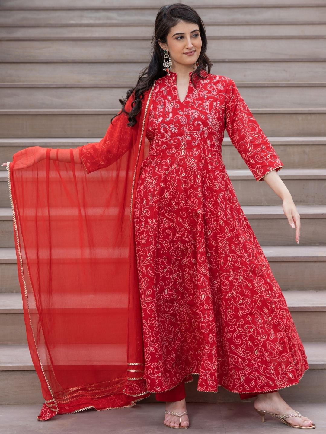 

HOUSE OF JAMOTI Bandhani Printed Anarkali Kurta & Trousers with Dupatta, Red