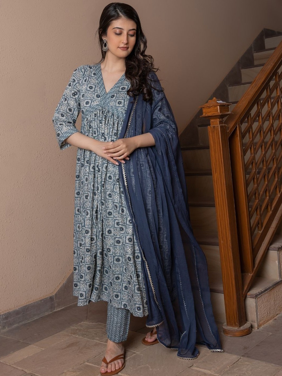 

HOUSE OF JAMOTI Ethnic Motifs Printed Anarkali Pure Cotton Kurta with Sharara & Dupatta, Grey