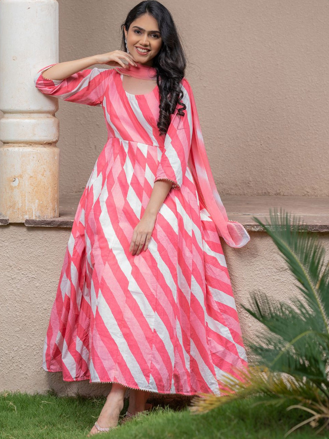 

HOUSE OF JAMOTI Leheriya Printed Anarkali Pure Cotton Kurta with Trousers & Dupatta, Pink