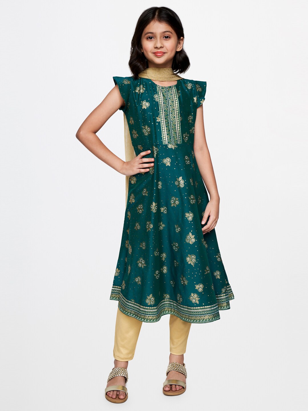 

Global Desi Girls Green Floral Printed Regular Kurta With Dupatta