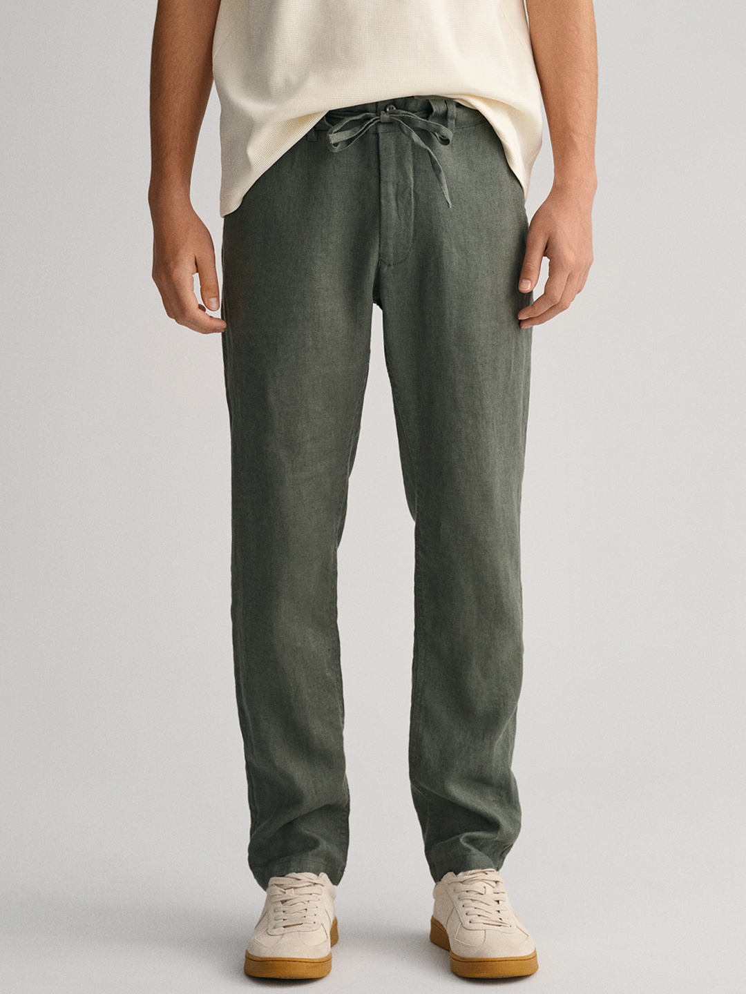 

GANT Men Smart Mid-Rise Smart Loose Fit Linen Trousers, Olive