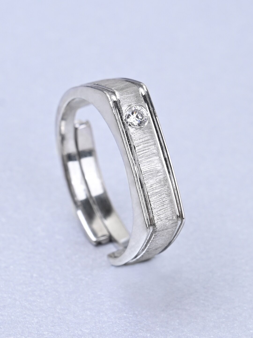 

Clara Men 925 Sterling Silver CZ Studded Finger Ring