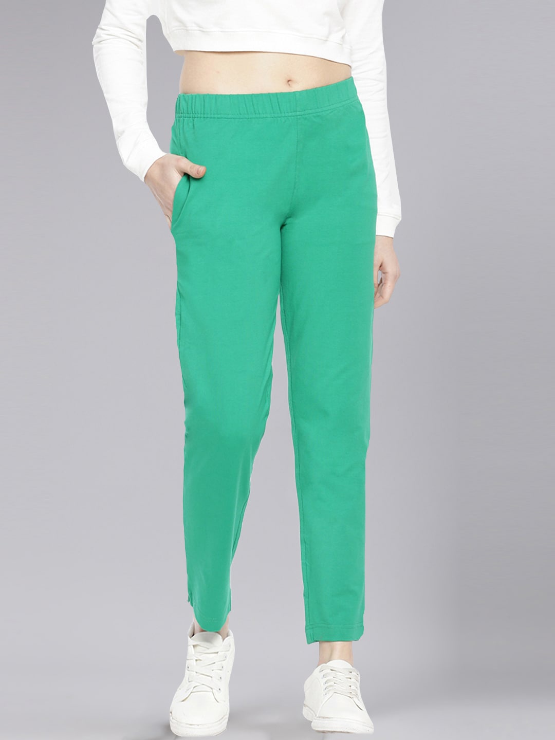 

Dollar Missy Women Mid-Rise Relaxed Tapered Fit Wrinkle Free Trousers, Green
