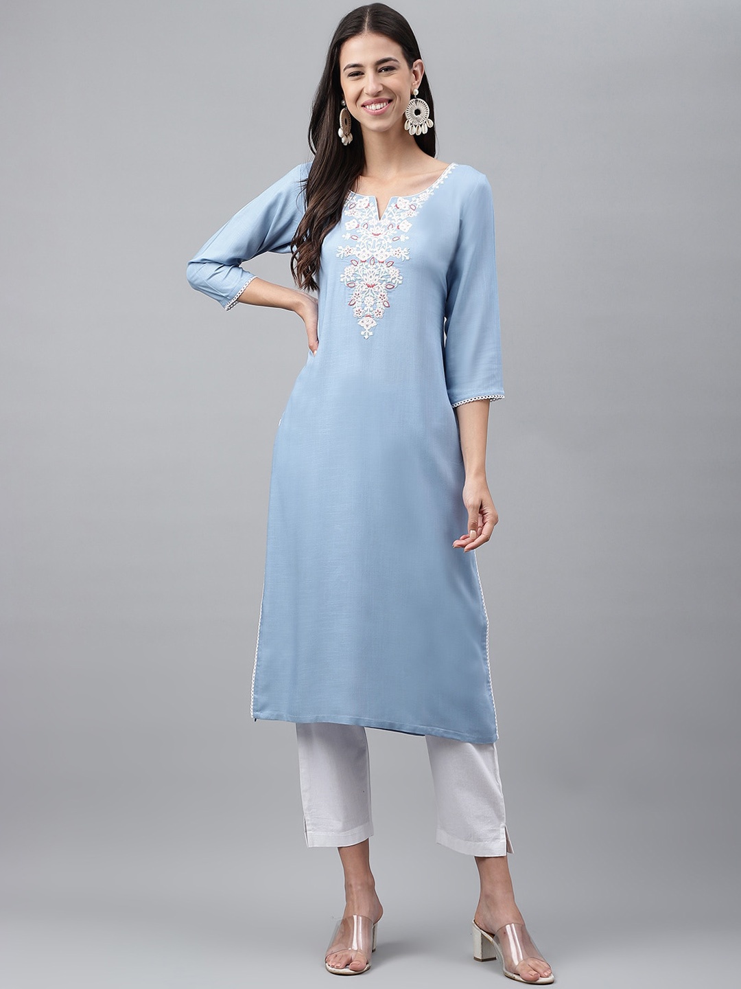 

Janasya Blue & White Floral Embroidered Straight Kurta