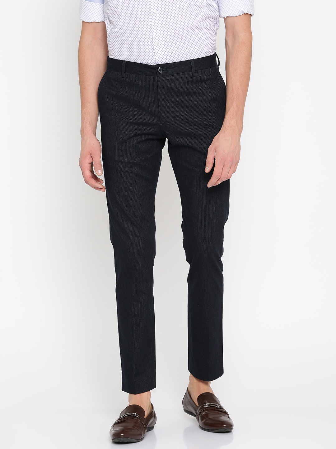 

Tommy Hilfiger Men Navy Blue Tailored Fit Chinos